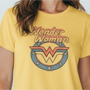Vintage Wonder Woman Butter Yellow Graphic Tee DC Comics•XL
